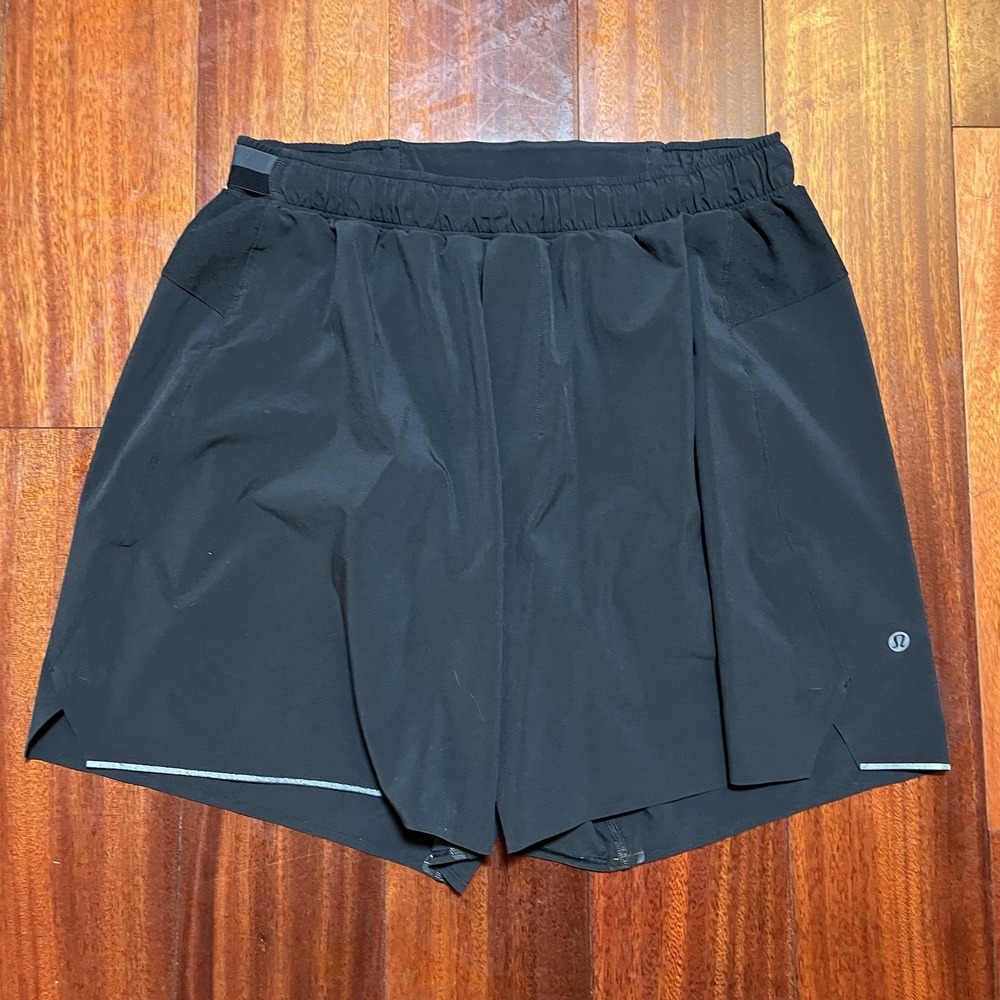 Lululemon Shorts Adult Large Black Surge Short 6" LM7A99S Casual Running Lined